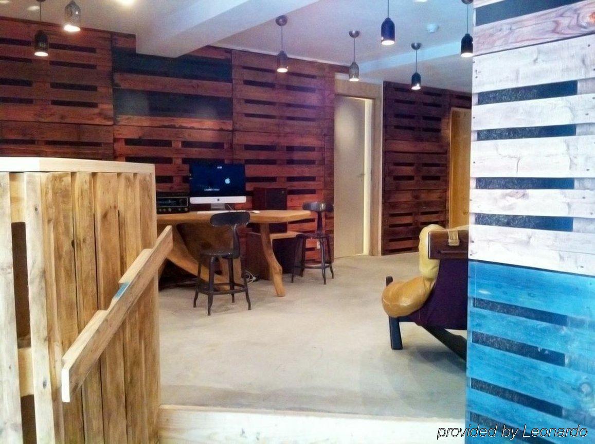 9Hotel Chelton ブリュッセル エクステリア 写真