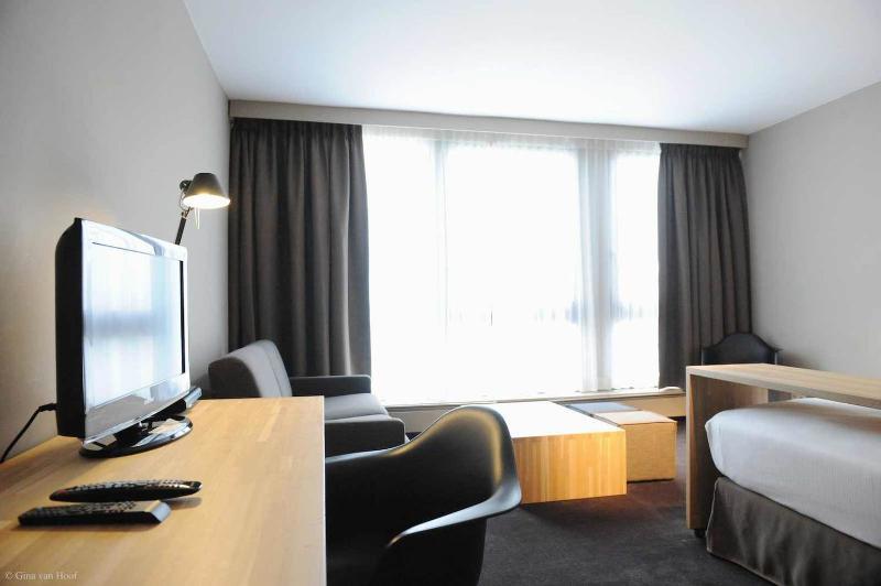 9Hotel Chelton ブリュッセル エクステリア 写真